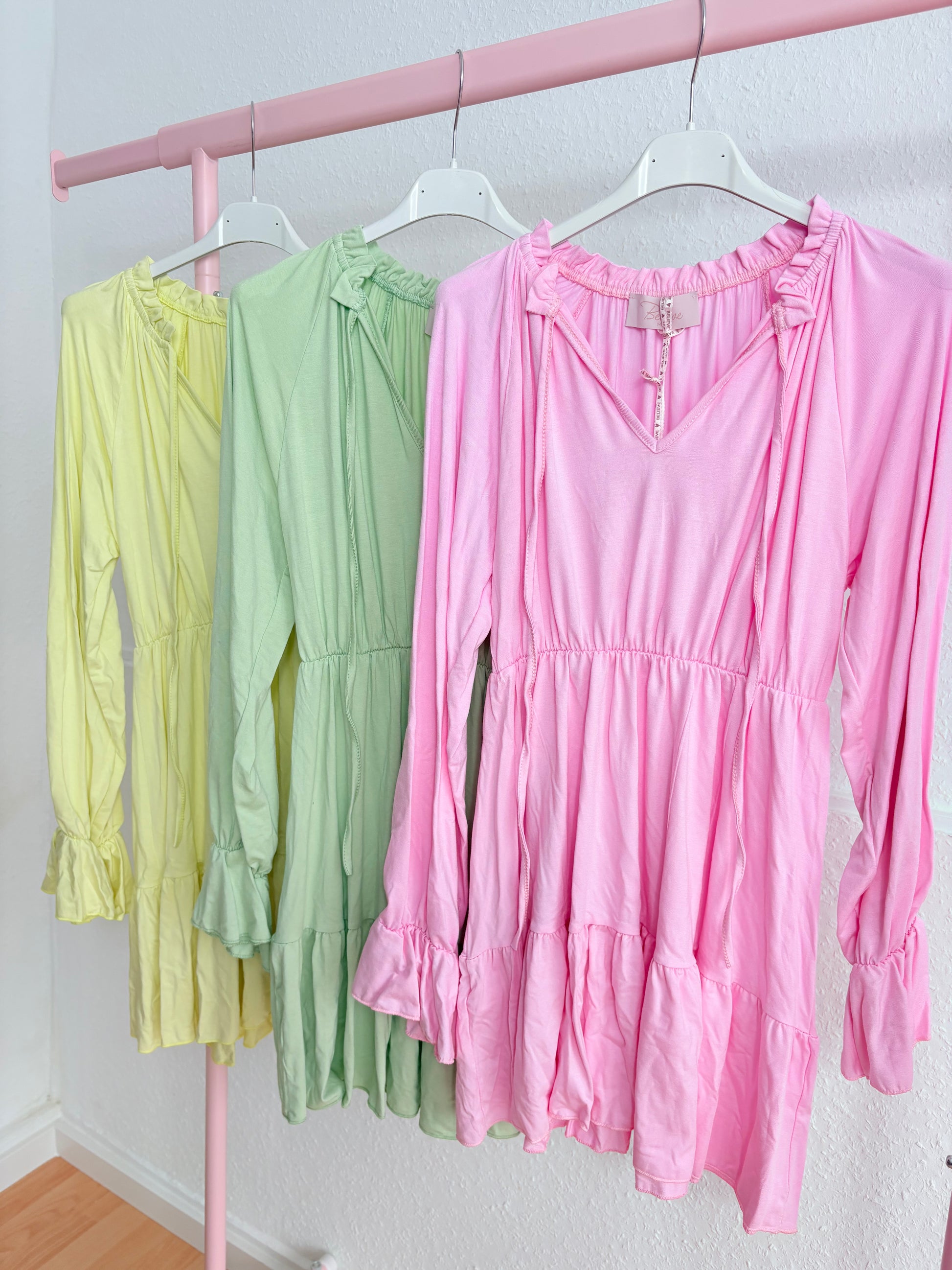 Kleid - Elin / verschiedene Farben