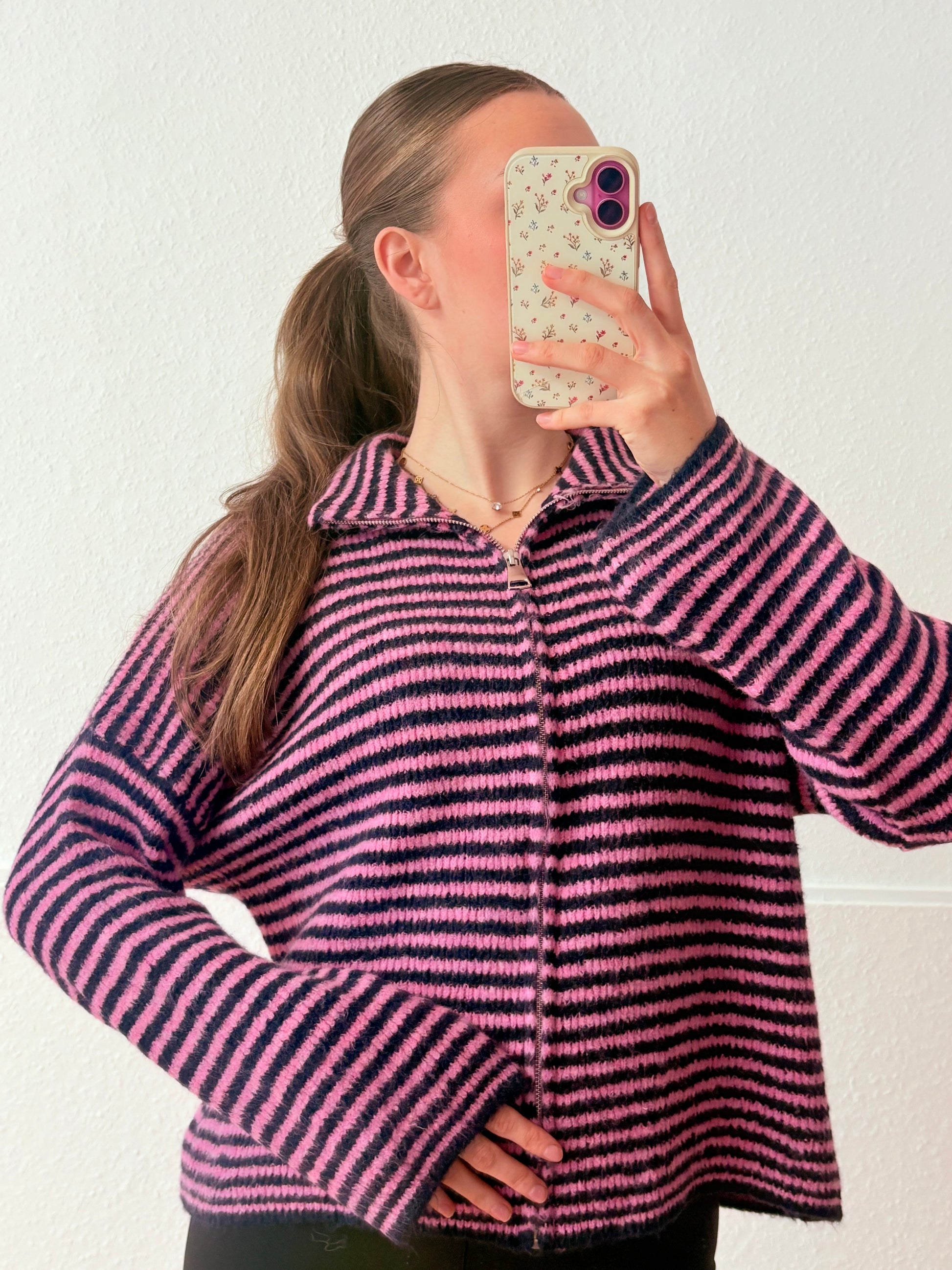 Strickjacke - Sweetline Zip (Dunkelblau/Pink)