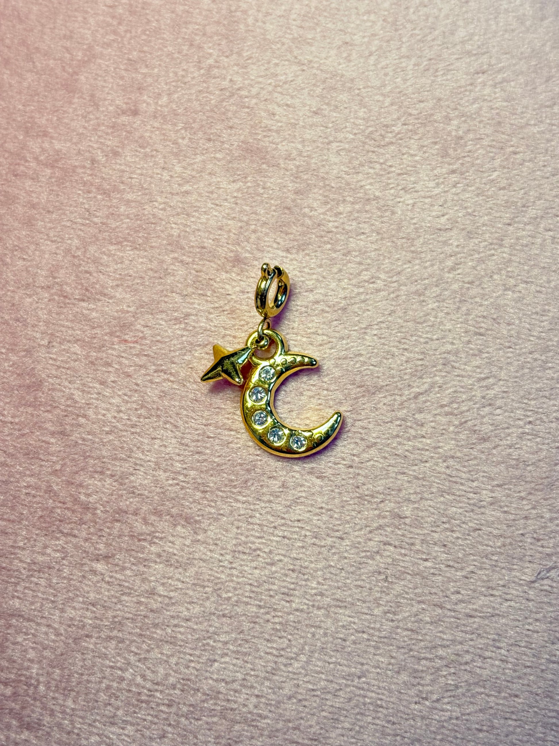 Charm (Gold)