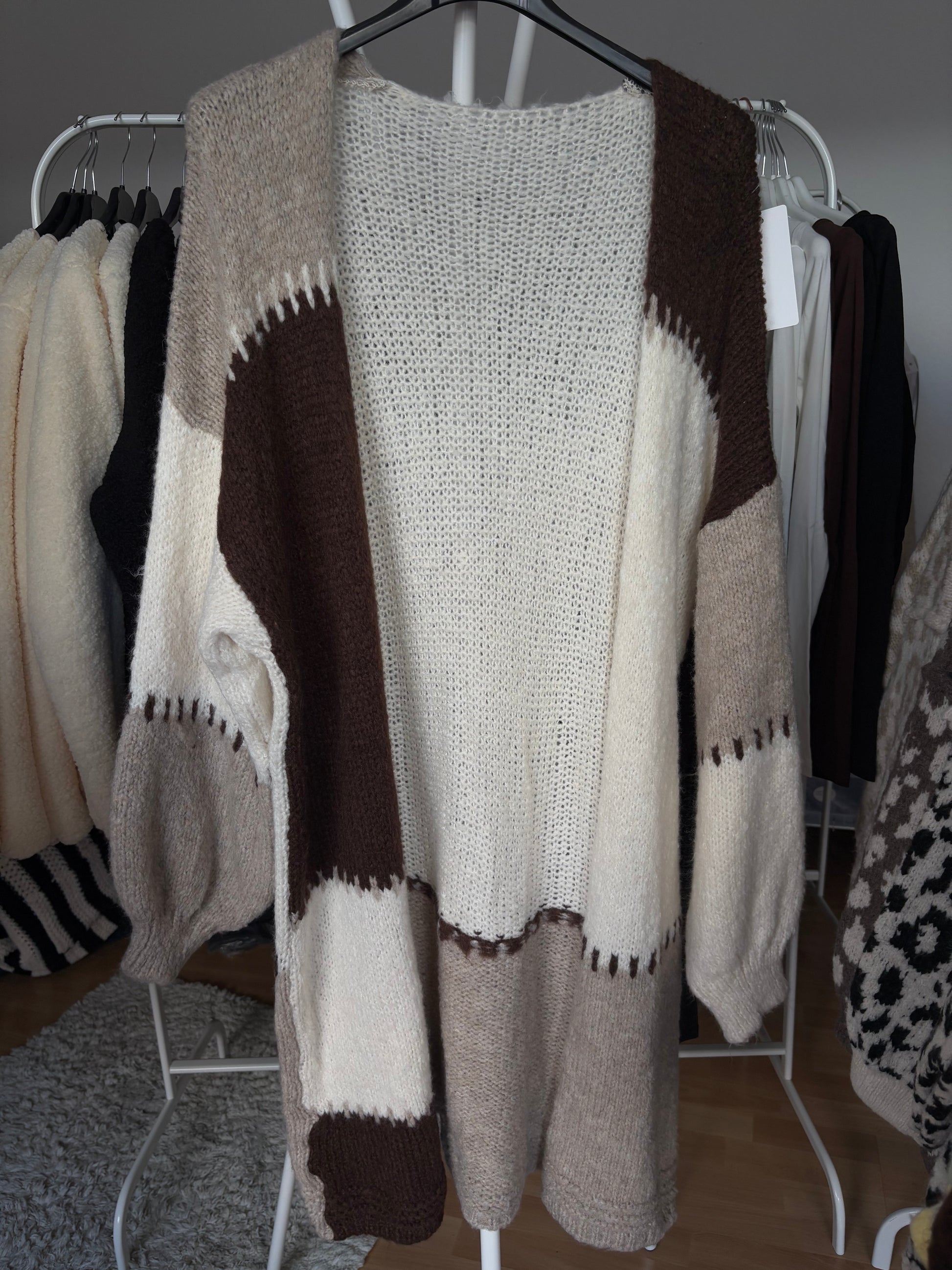 Langer Cardigan - Aria (Braun)