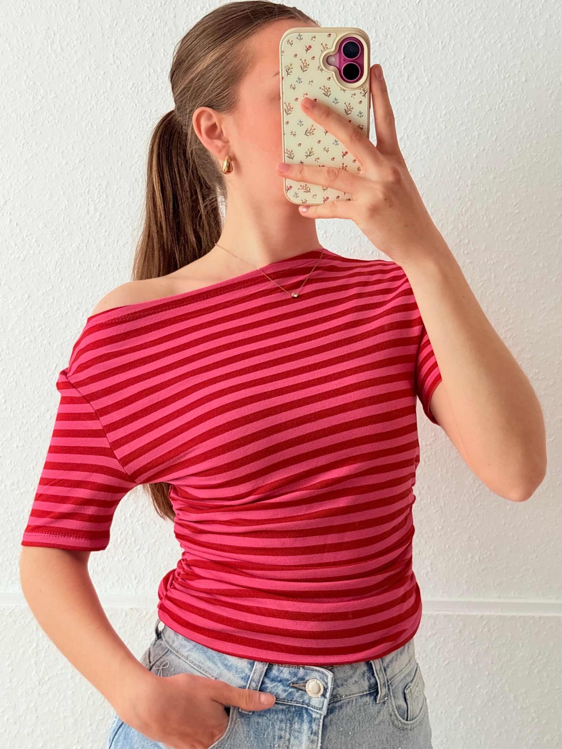 gestreiftes Slim Fit Top - Verschiedene Farben