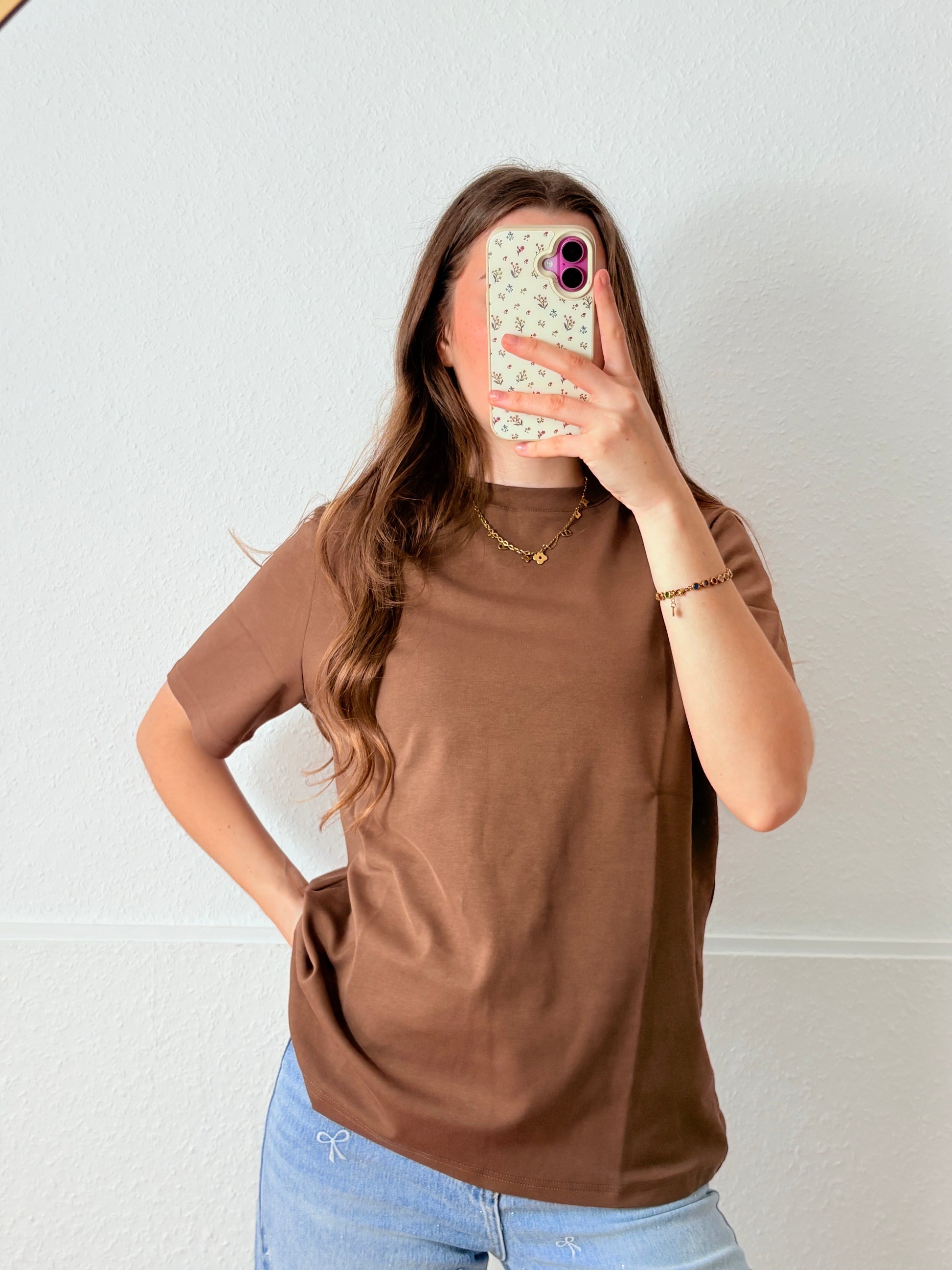Deluxe Basic Tshirt - (Braun)